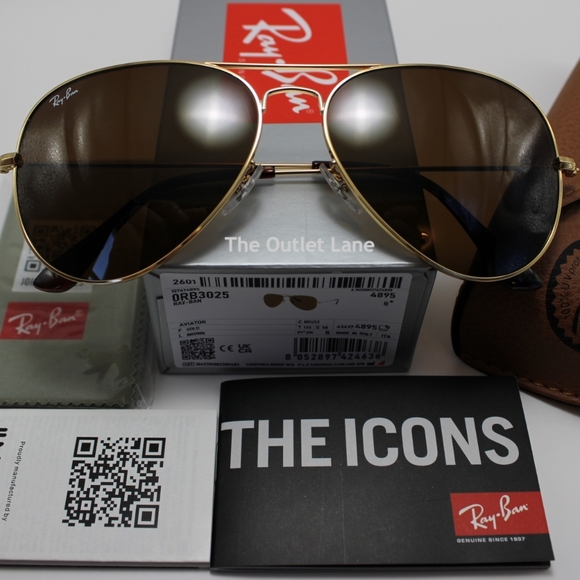 Model Display Ray-Ban Aviator Brown RB3025 Classic - Picture 3 of 16